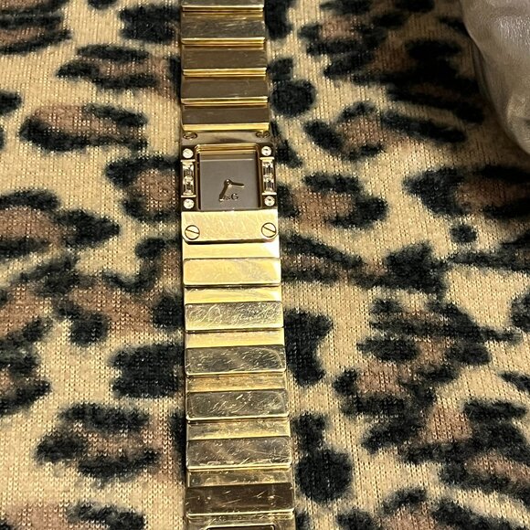 Dolce & Gabbana D&G DW0346 Kilt Women's Golden Stainless Steel Bracelet Watch - Picture 3 of 10